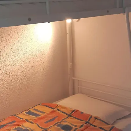 Appartement Climatisé Avec Piscine Et Parking Au Grau Du Roi - Fr-1-731-98 Le Grau-du-Roi